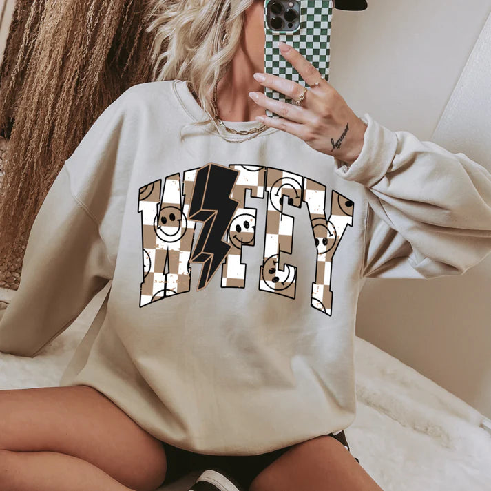 Checkered Smiley Wifey Tee