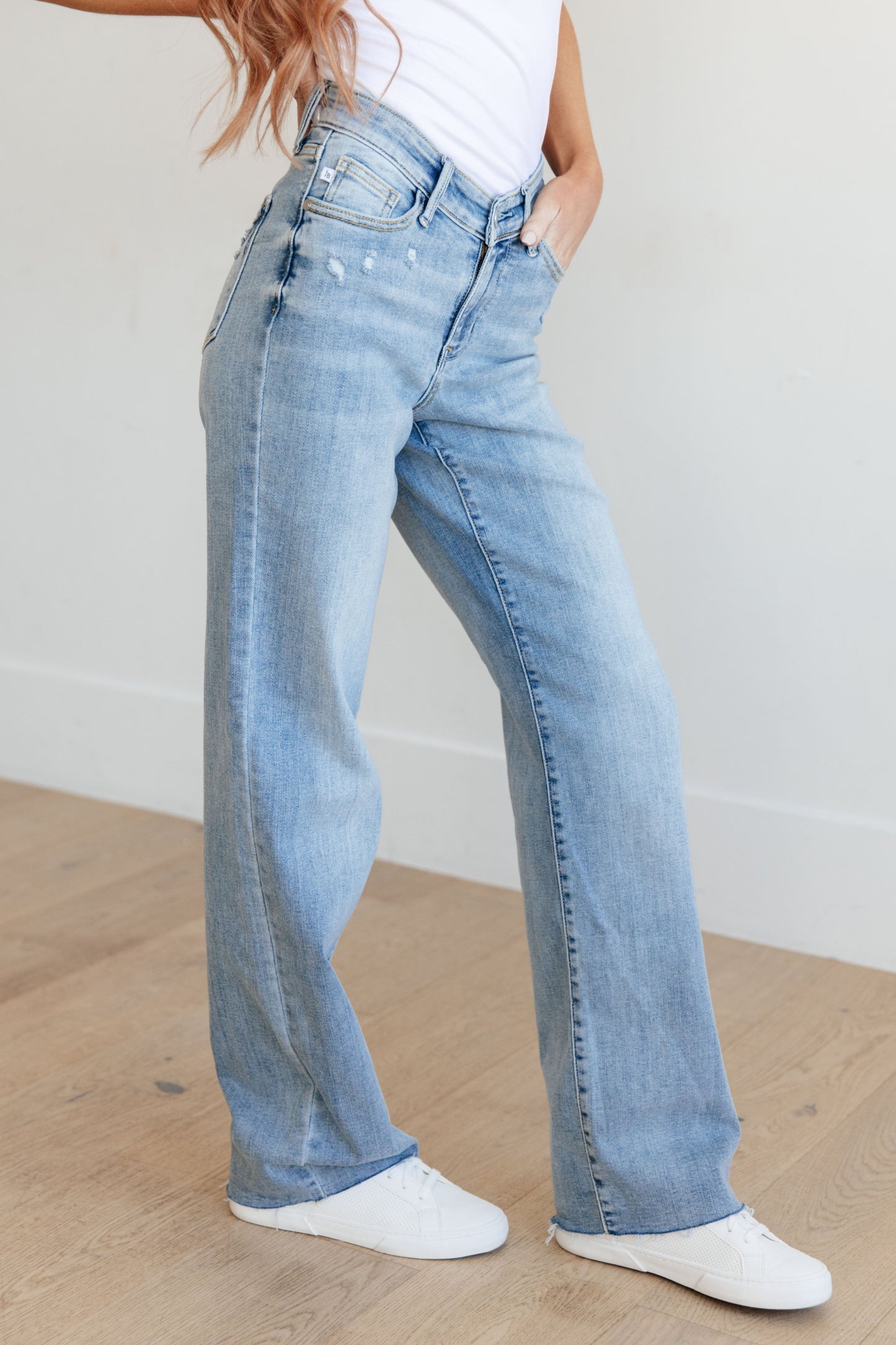 Mildred High Rise V Front Waistband Straight Jeans